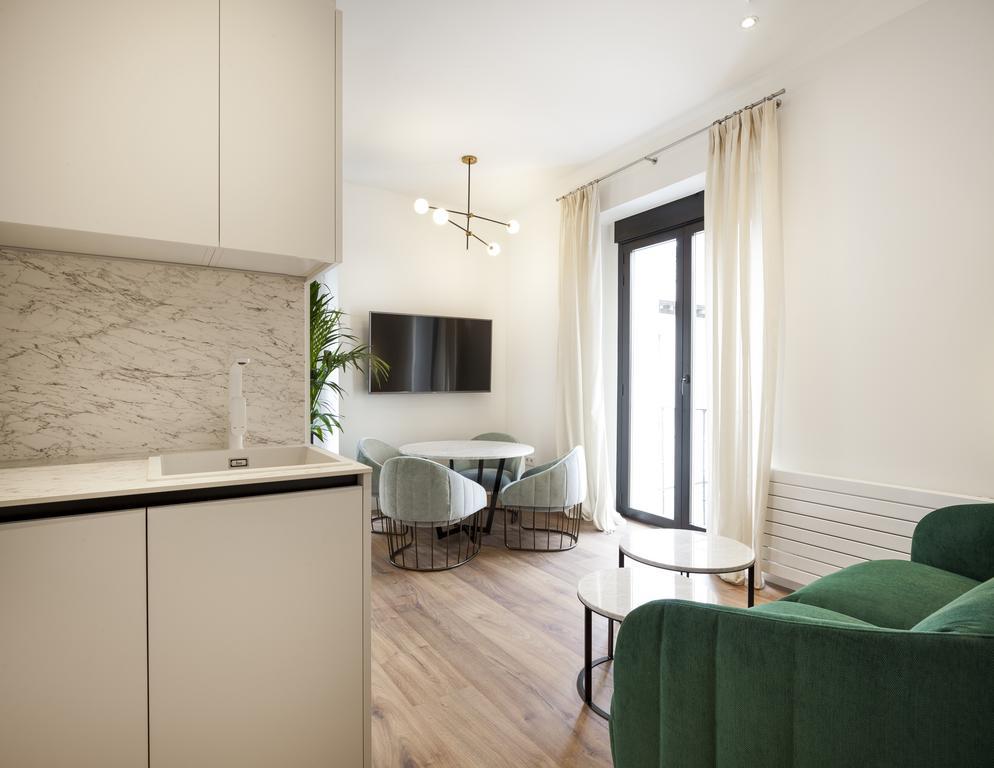 Mante House - Malasana Design Apartament